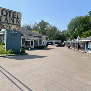 https://motel-jann.hotelsquebeccity.net